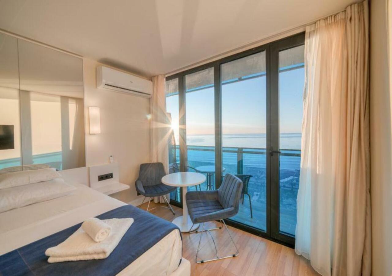 Orbi Sea View Apartment Батуми Экстерьер фото